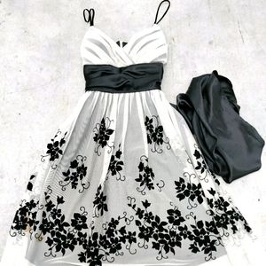 Floral spaghetti straps Dress size small